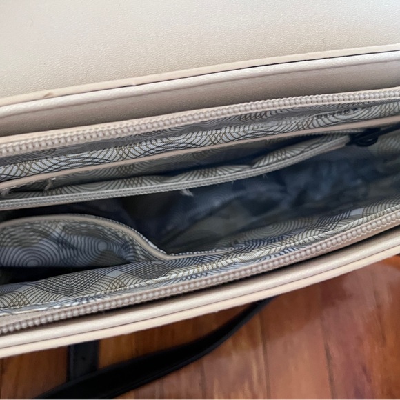 Pixie Mood Vegan Leather Purse - Picture 6 of 11